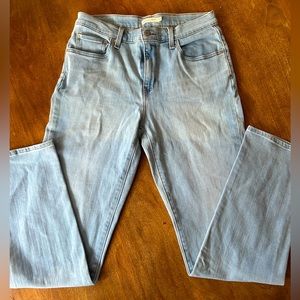 Women’s Levi’s high rise straight 724 light blue size 32